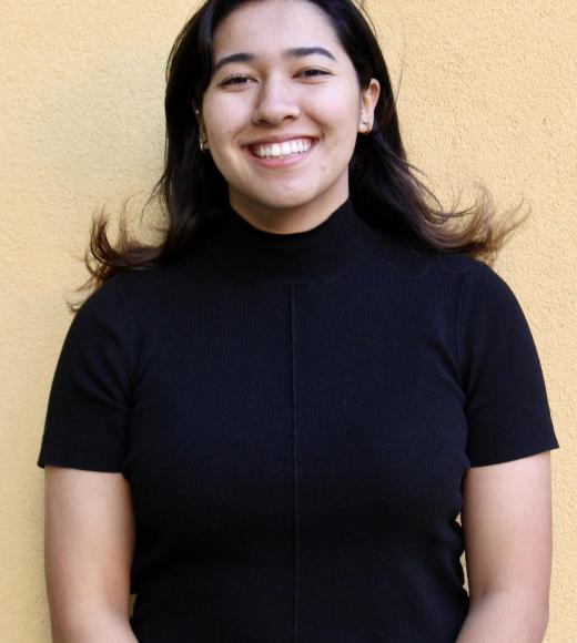 Alondra_Headshot