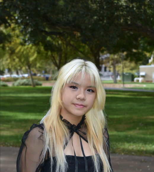 Vivian Headshot 2025